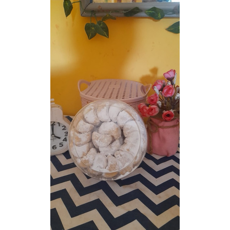 

Kue Putri Salju