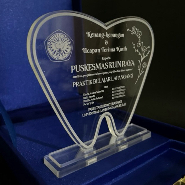 Plakat Bentuk Gigi Akrilik Custom