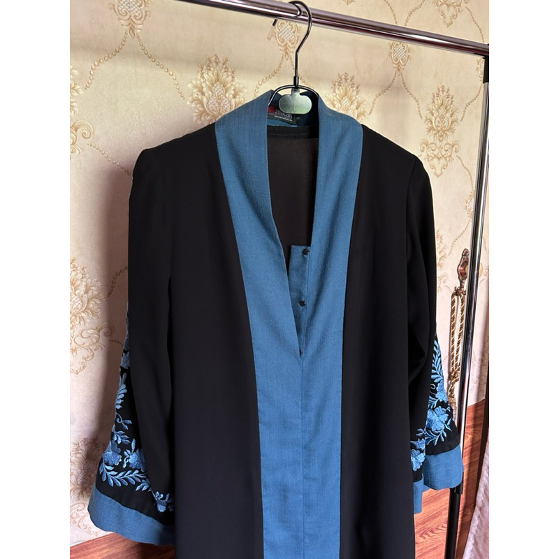 Preloved mu'ammirah SET abaya + khimar kombinasi linen look - abaya malikah ukuran S