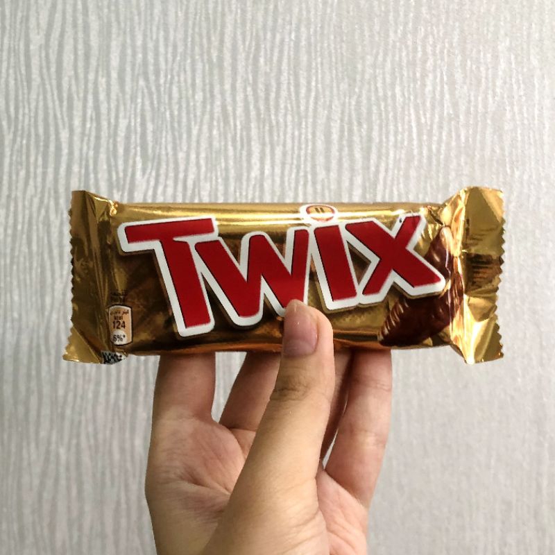 

twic coklat twix salted caramel stick original impor arab harga per pcs