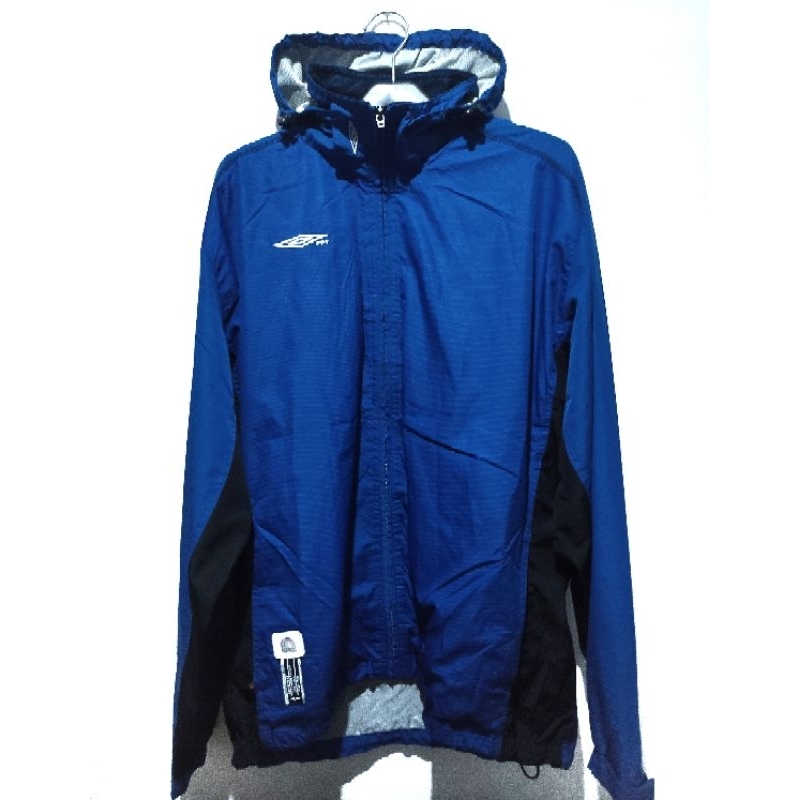 Jaket Umbro Second Original