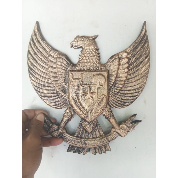 hiasan dinding garuda pancasila,hiasan dinding bineka tunggal ika