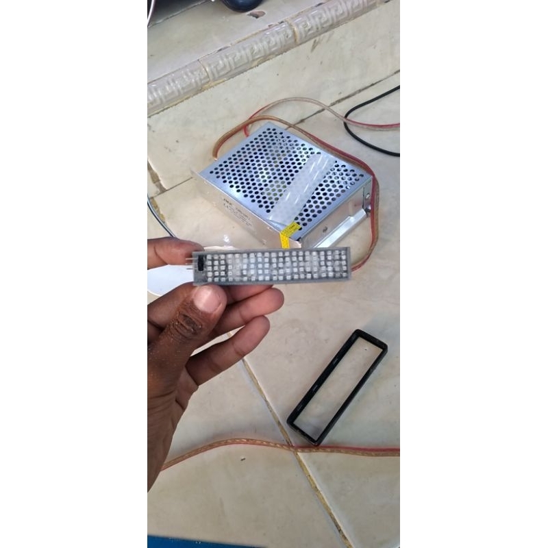 RUNNING.TEXT.RGB.MINIATUR.TRUCK