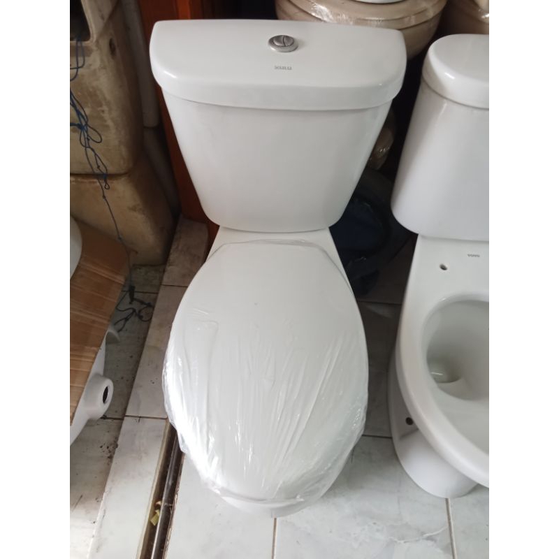 Closet duduk merek Cina