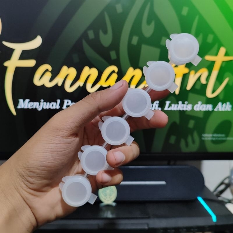 

botol cat dan tinta 6 pot bergandengan (renteng) 3 ml dan 5 ml