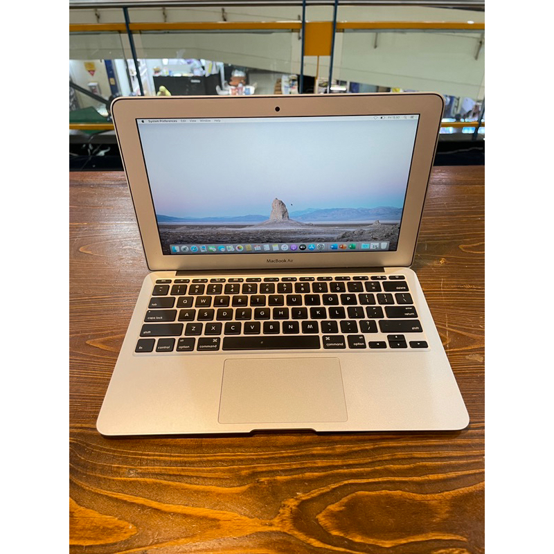 macbook air 11inch 2015