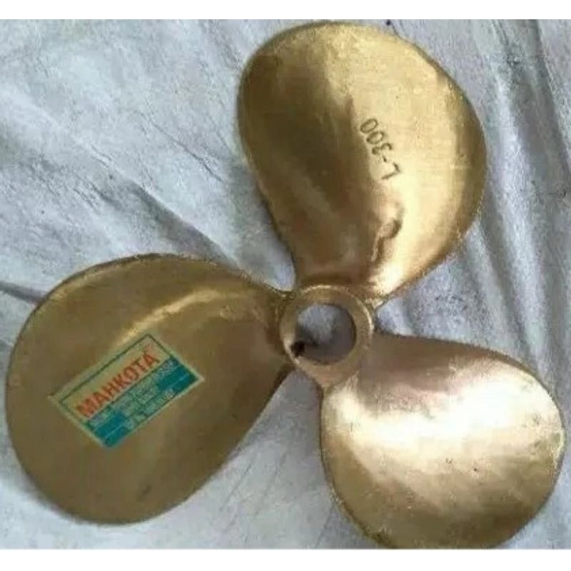 Baling Baling Perahu kuningan d3 x L300 as1" as7/8 , kipas baling kapal perahu d3xL300 , 3daun , dau