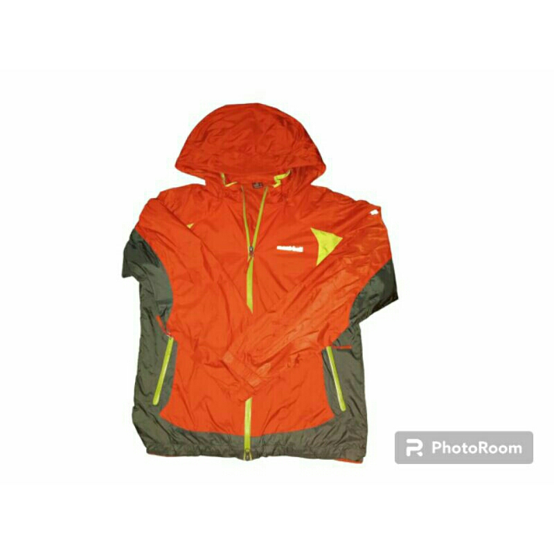 Jaket Outdoor Mont-bell