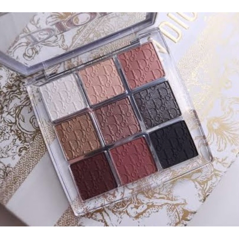 D10R - Backstage Eyeshadow Palette - D10R Eyeshadow