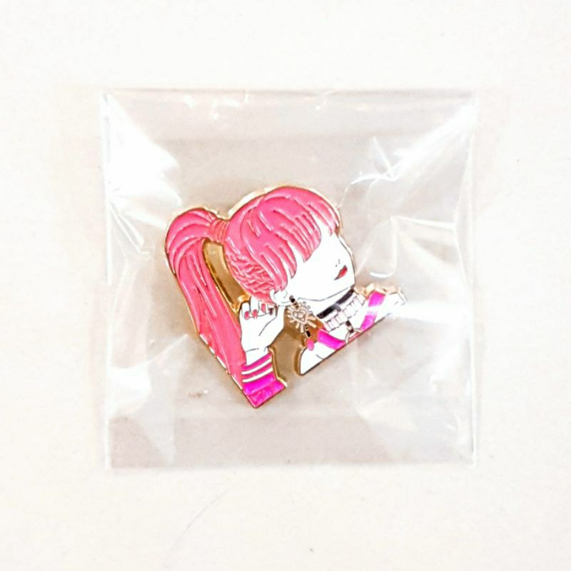 Paradox Live Enamel Badge Bae - Anne