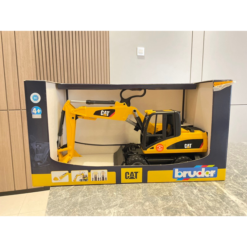 BRUDER CATERPILLAR WHEEL LOADER / mainan anak berat