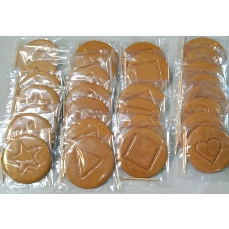 

Dalgona Candy Isi 10 Pcs Kemasan Cup/Mika Permen Squid Game Permen Dalgona Permen Korea Permen Viral Permen Musiman Permen Jadul Jajanan Anak Permen Dalgona