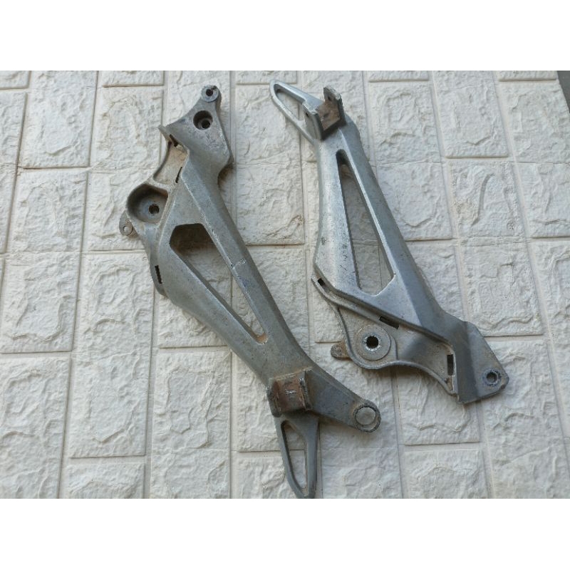 Step SUPRA X125 POST STEP BELAKANG HONDA SUPRA X125