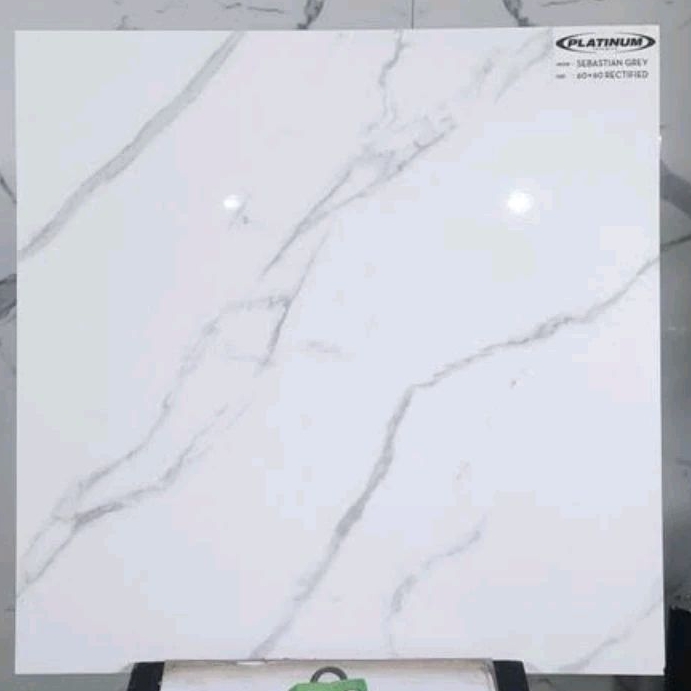 KERAMIK LANTAI 60X60 GLOSSY PUTIH CORAK MARBLE CARARA-PLATINUM