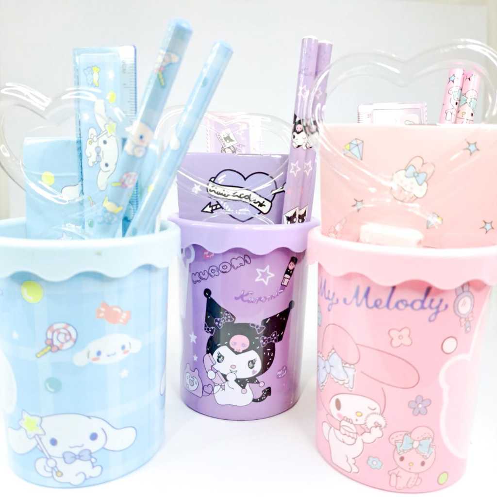 

Alat Tulis Set Sanrio + Cangkir My Melody Cinnamoroll Kuromi Pensil Penggaris Rautan Penghapus Mini Notes