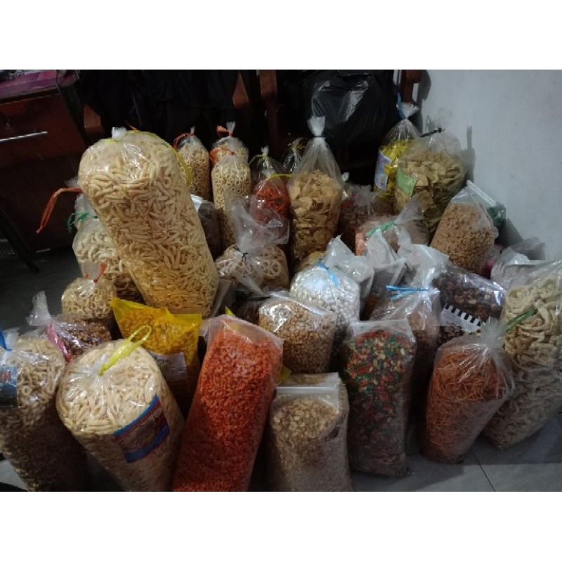 

ANEKA CEMILAN | MACAM MACAM CEMILAN | KUE KERING | KUKER | MAKANAN RINGAN | ANEKA KRIPIK