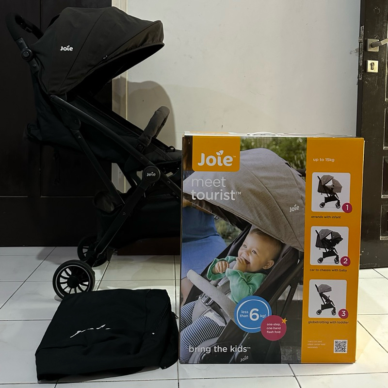 Preloved JOIE TOURIST 2 COAL STROLLER