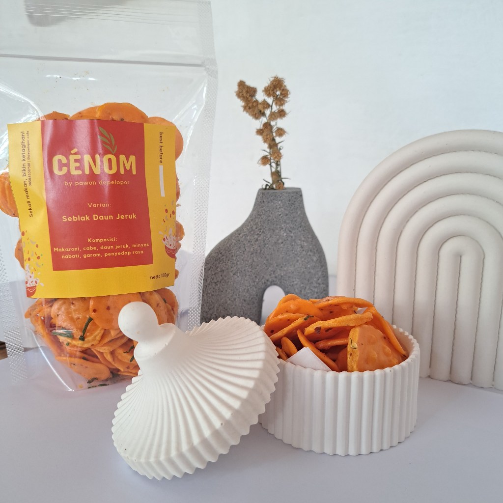 

Cénom Seblak Daun Jeruk