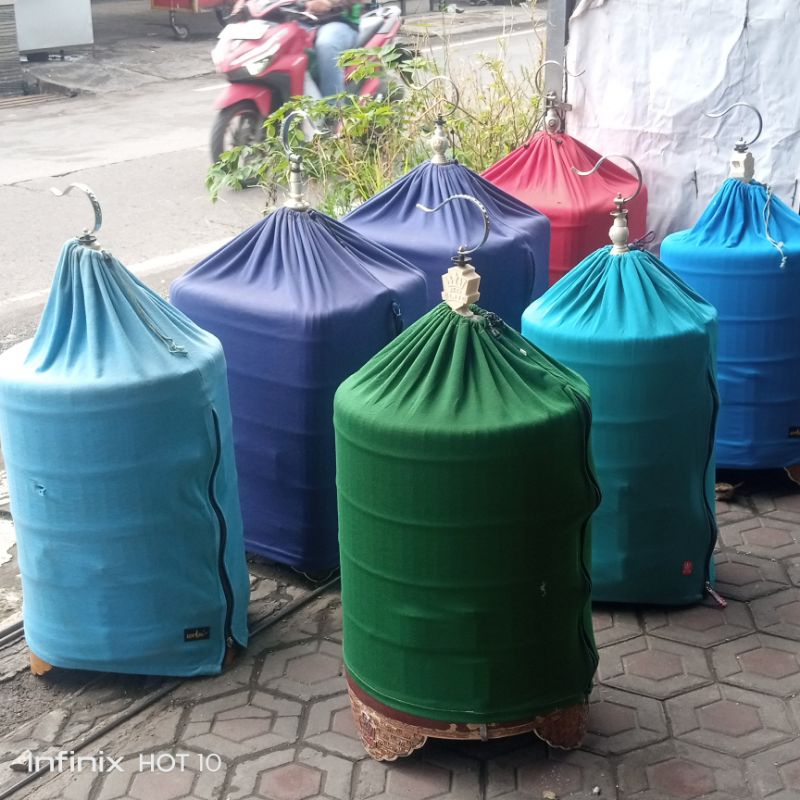 sangkar anis merah