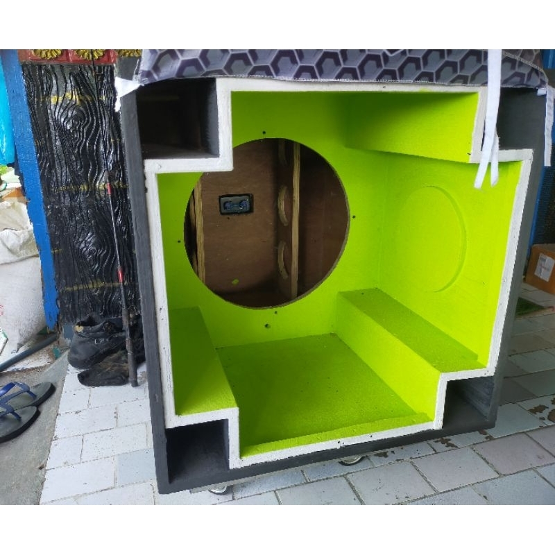 Box speaker Planar 18 inch