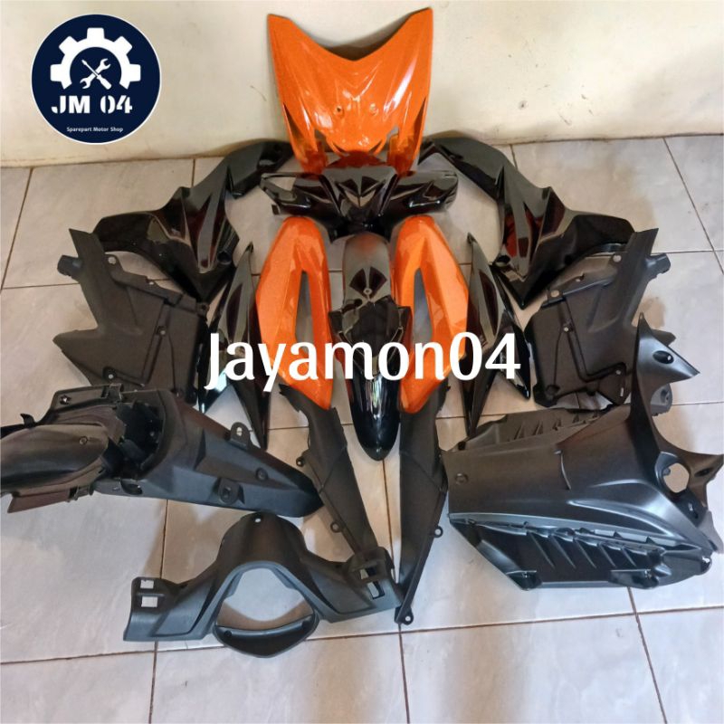 Cover body full halus kasar motor honda blade 110 lama warna hitam oren