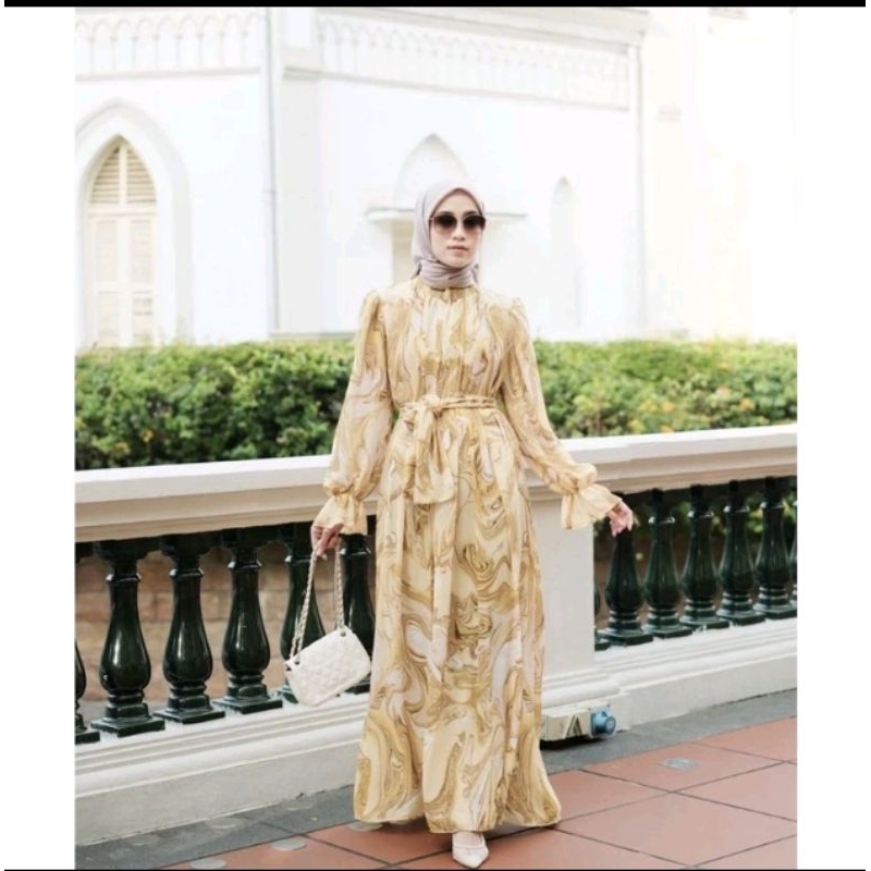 Preloved Vanilla Hijab Marble Dress
