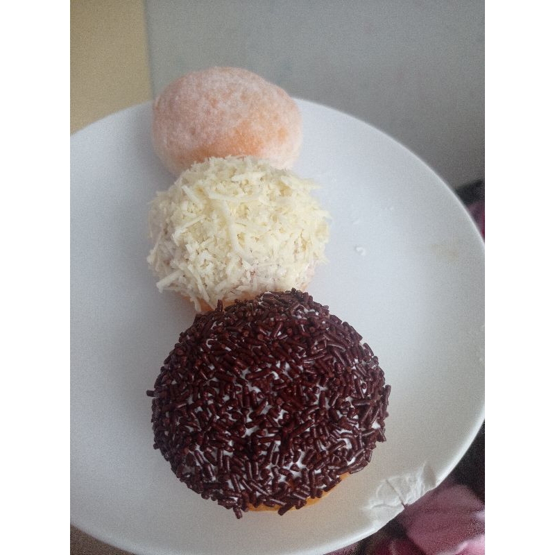 

KHARA DOUGHNUT/PRE-ORDER/DONAT