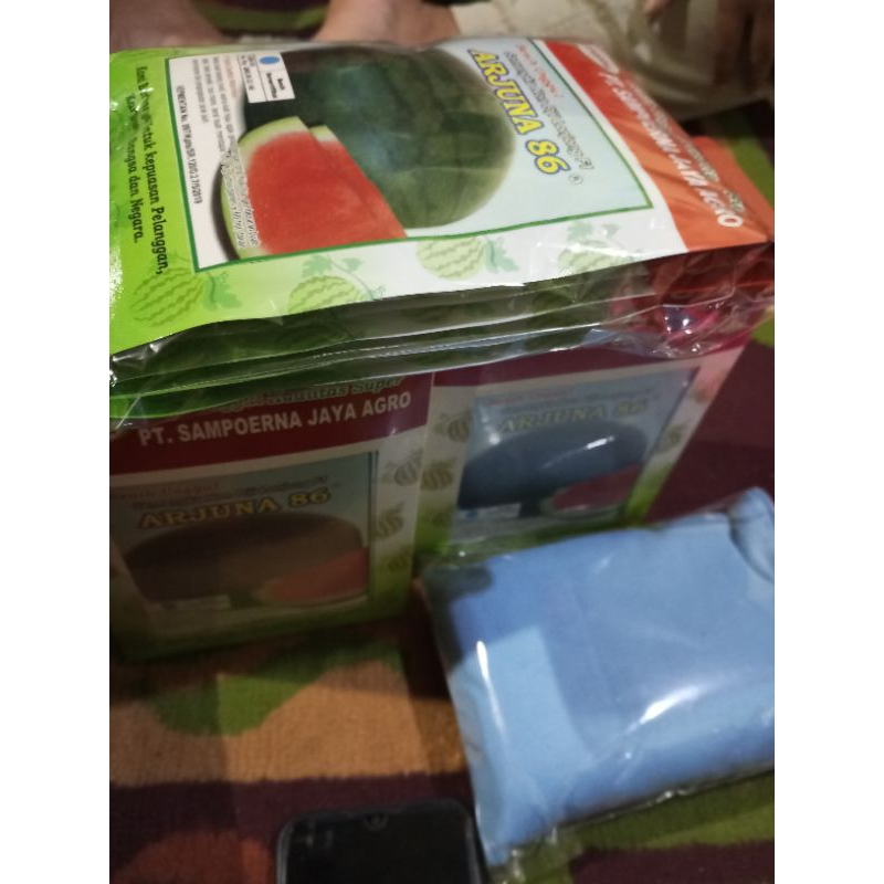 (Arjuna 86 F1, 20 gram) 350 biji Bibit semangka non biji Lonjong SAMPOERNA JAYA