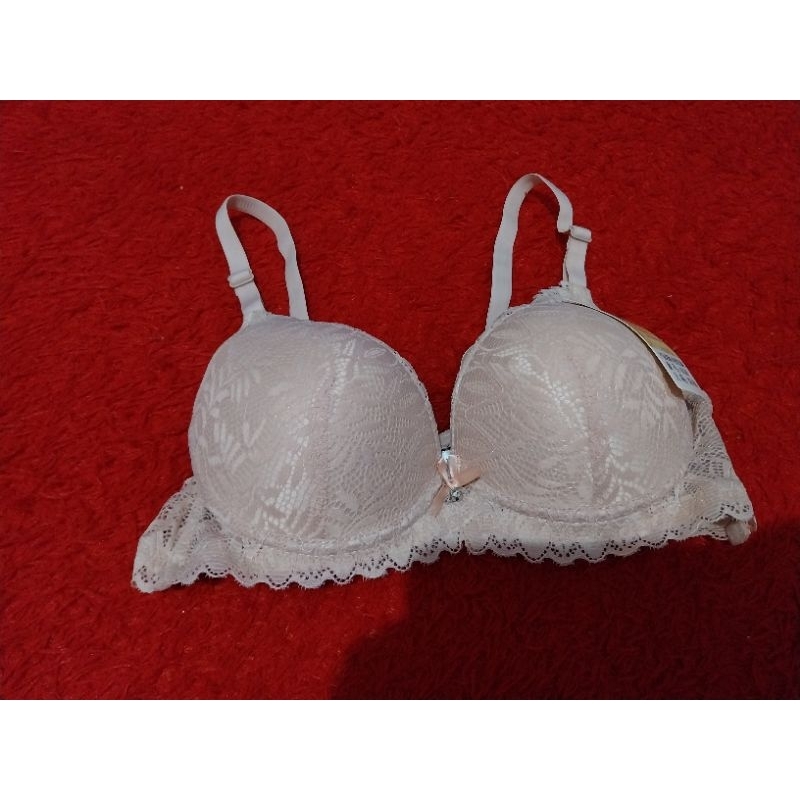BRA/BH WANITA BUSA TEBAL ADA KAWAT BAHAN HALUS IMPORT