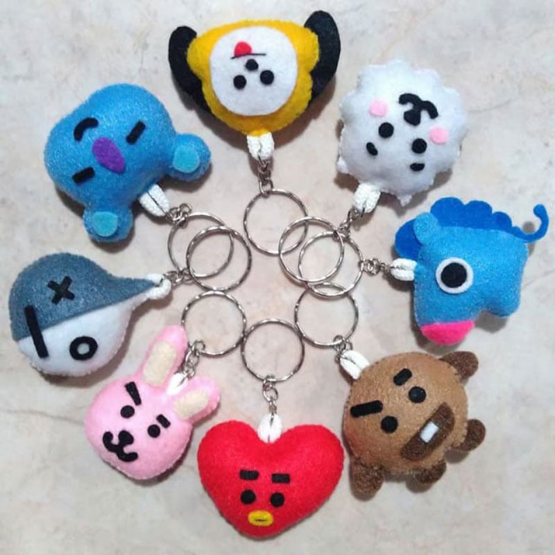 Mainan gantungan kunci BT21 BTS KPOP korea termurah/Mainan tas dll/terbuat dari bahan flanel /Ready(