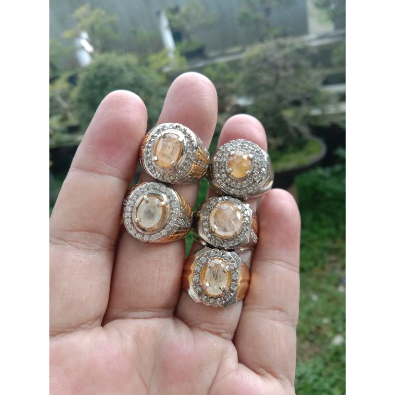 Yellow Sapphire Srilanka