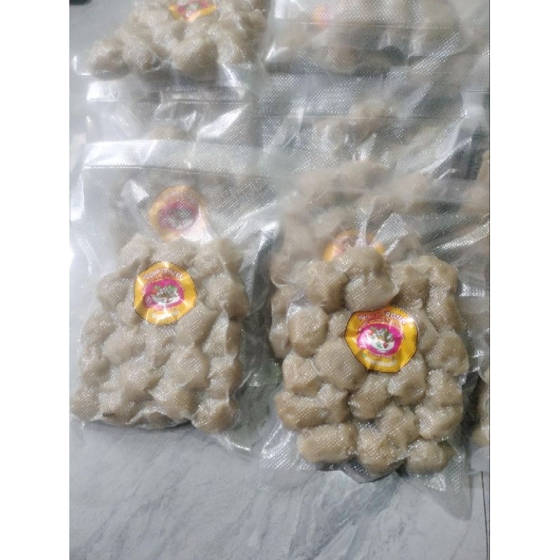 

PENTOL BAKSO MENTHAL MENTHUL ISI 12 DAN ISI 27