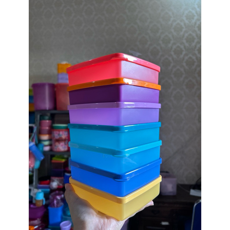 Medium square away 360ml