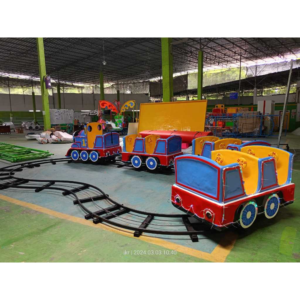 wahana odong kereta lantai thomas fiber isi 4