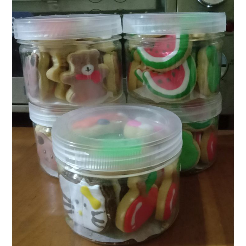 

Kue kering karakter//Kuker//Kue Kering Lebaran//Kukis Karakter//Kukis Karakter Lebaran//Kukis Karakter Natal//Kukis Karakter Imlek//Kukis Karakter Ultah Anak//Kukis Karakter HK//Kukis Karakter Lucu//Kukis Karakter Malang