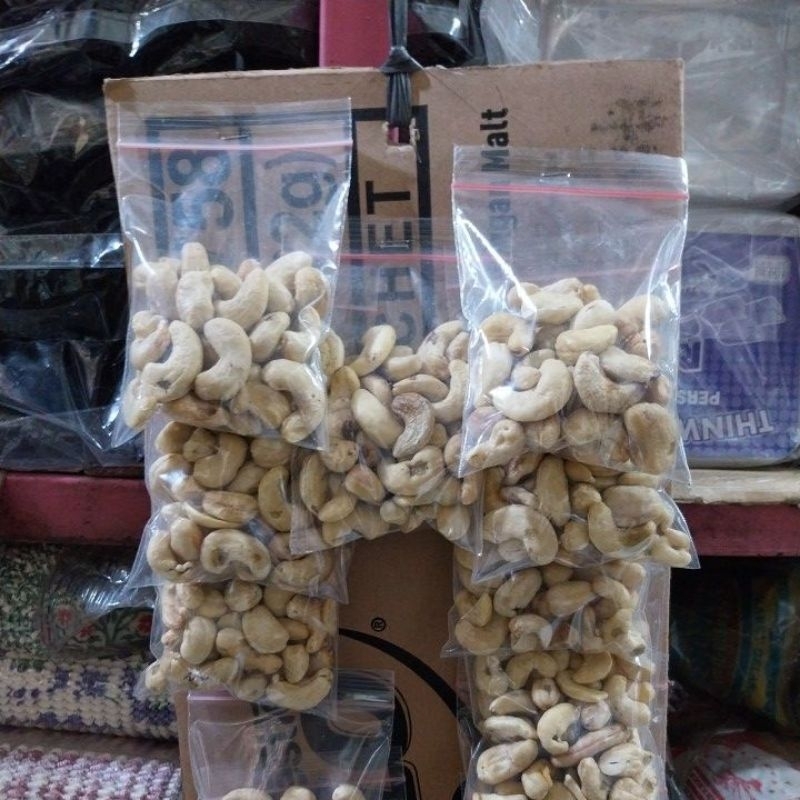 

Kacang Mete repack 1 ons, 250 gr, 500 gr