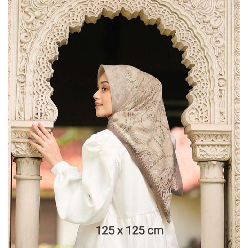 SALE HIJAB / SYARI RUSMANAA CREAM COKLAT / COD / KERUDUNG VOAL MOTIF / SEGI EMPAT VOAL / JILBAB TERB