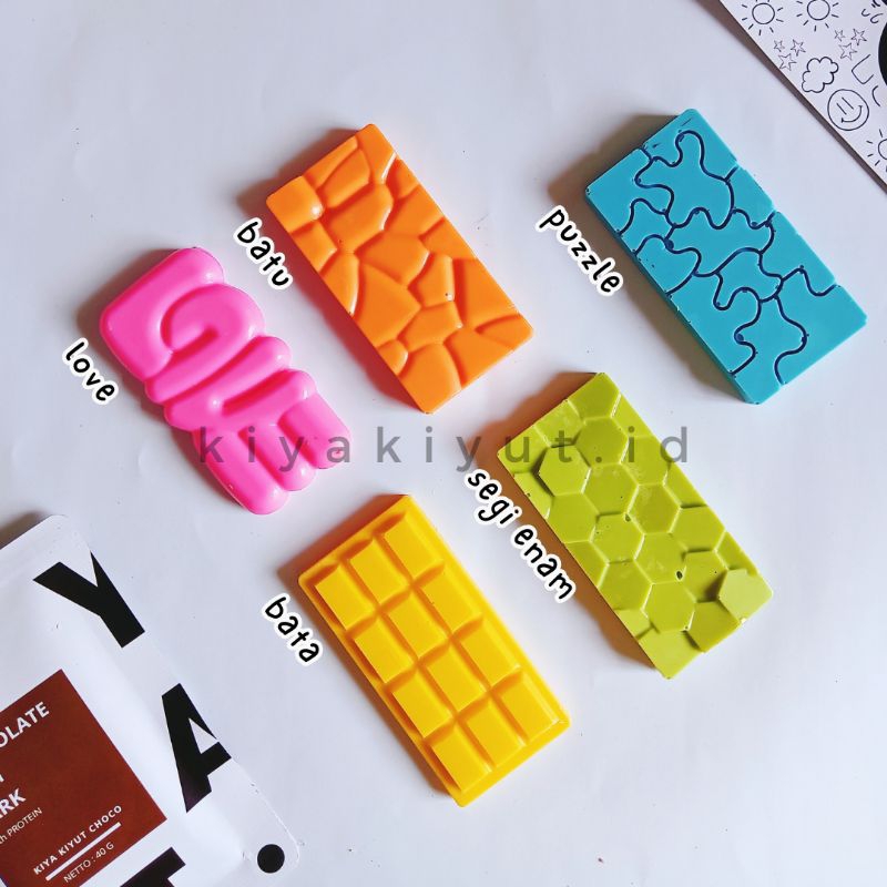 

Kiya Kiyut - Coklat Mini Bark Series Edition (Warna) - 40 gr