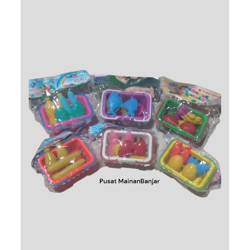 Mainan keranjang buah mini