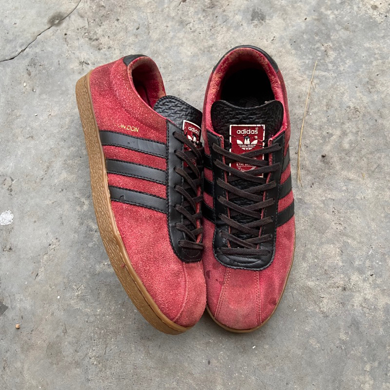 SEPATU ADIDAS LONDON RED VINTAGE 2002 SECOND SIZE 44
