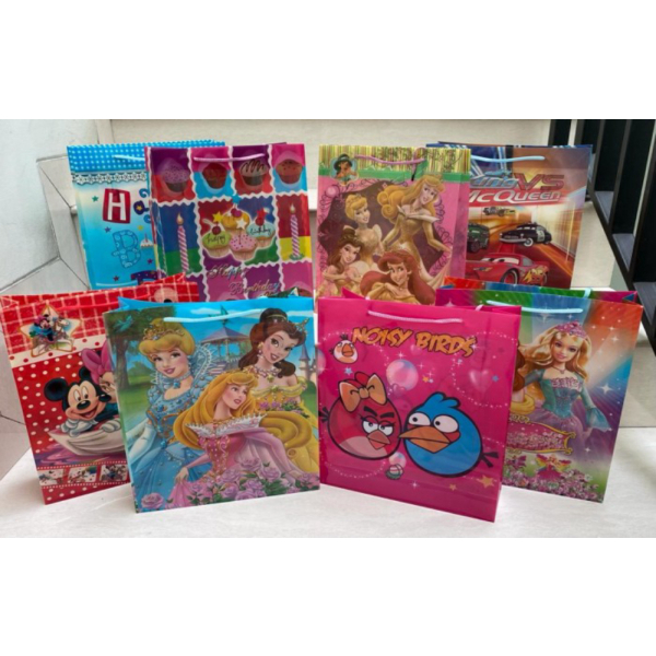 

Dijual 1Lusin Tas Souvenir Goodie Bag Ulang Tahun Karakter Plastik Large - motif random Diskon