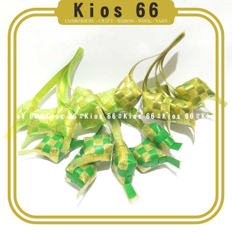 

Kios 66 - Ketupat Imut Hiasan Hamper Lebaran Motif Kombinasi Gliter Isi 12 pcs