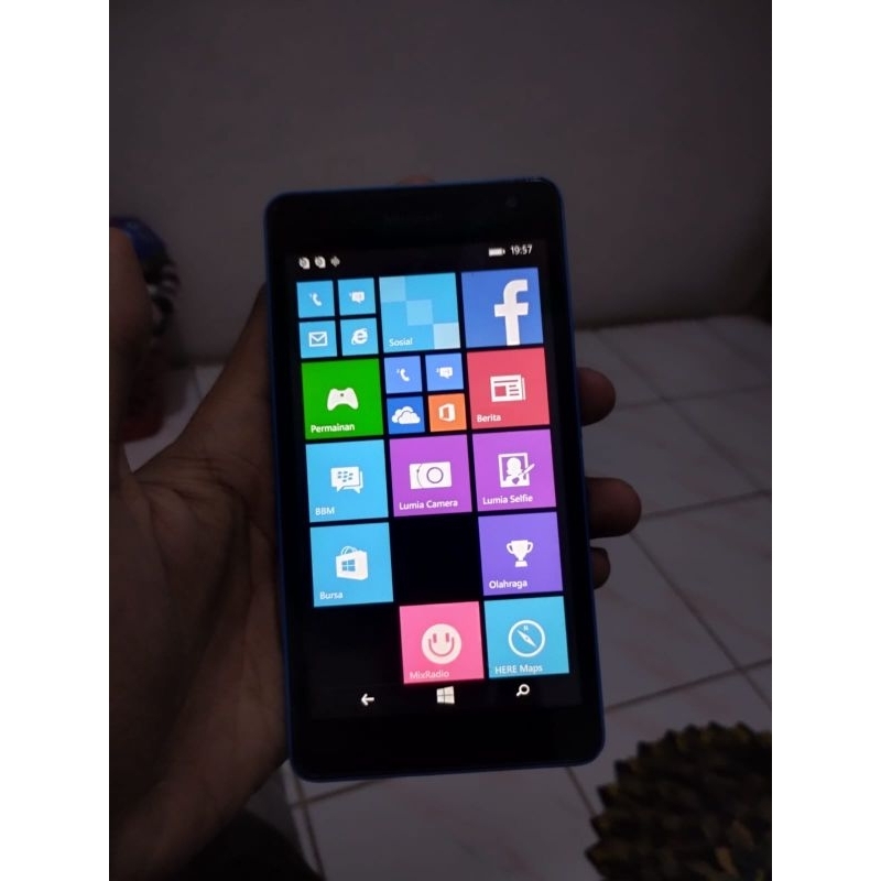 Nokia Lumia 635
