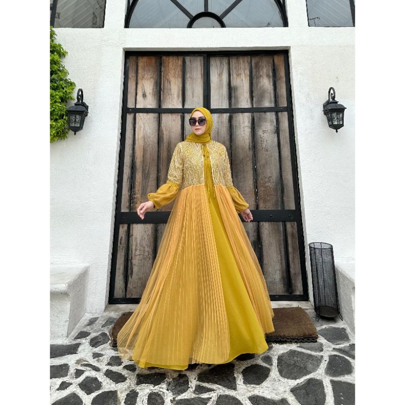 Ninona Sparkling Rompi Set Hijab