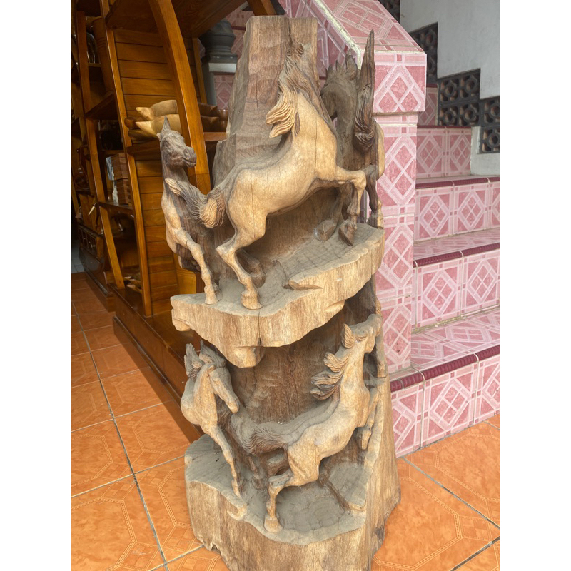 Tunggak akar jati patung kuda relief 3D antik