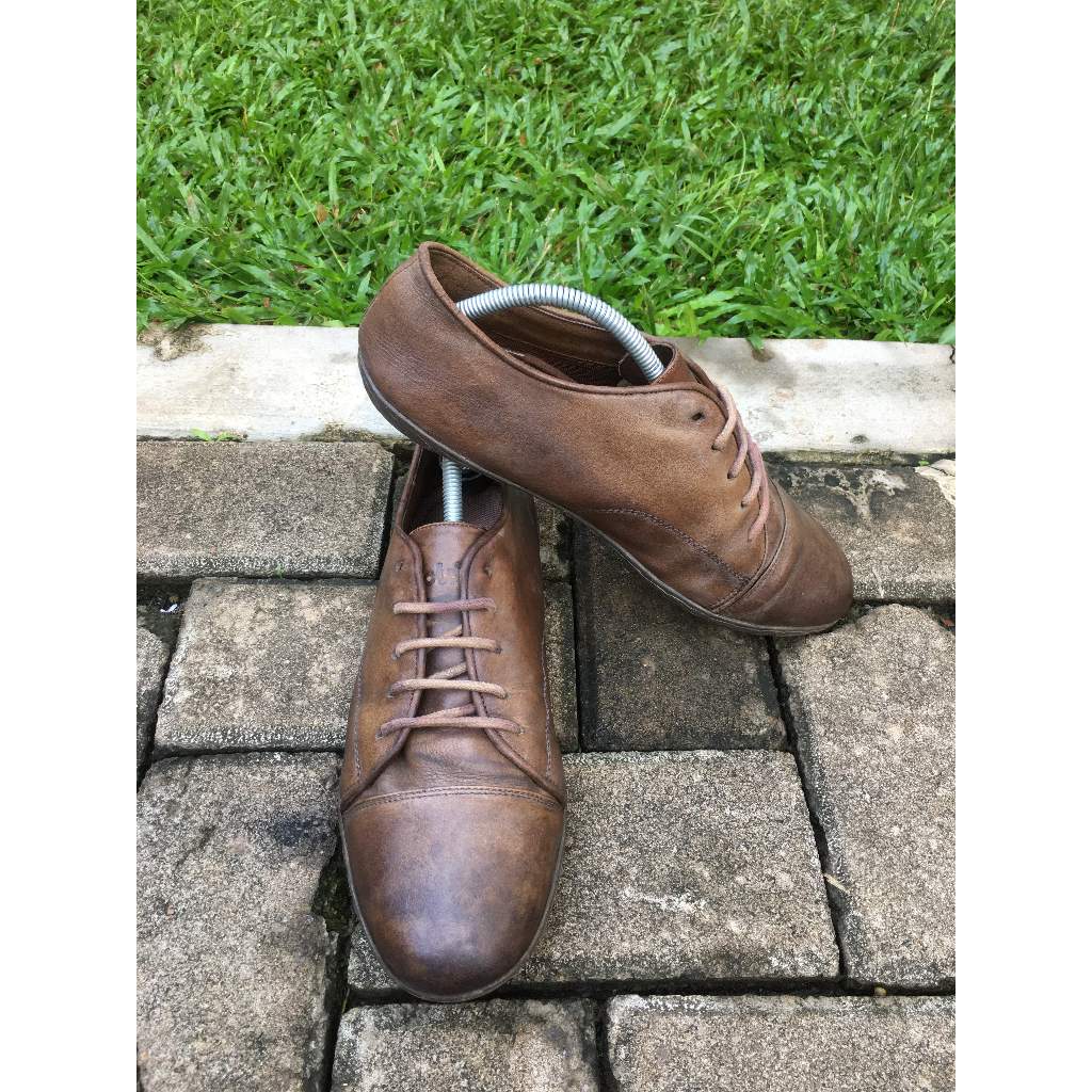Sepatu kulit second original wingtip LOIS
