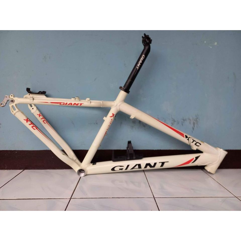 Frame Giant XTC emboss ring 26 size S 17