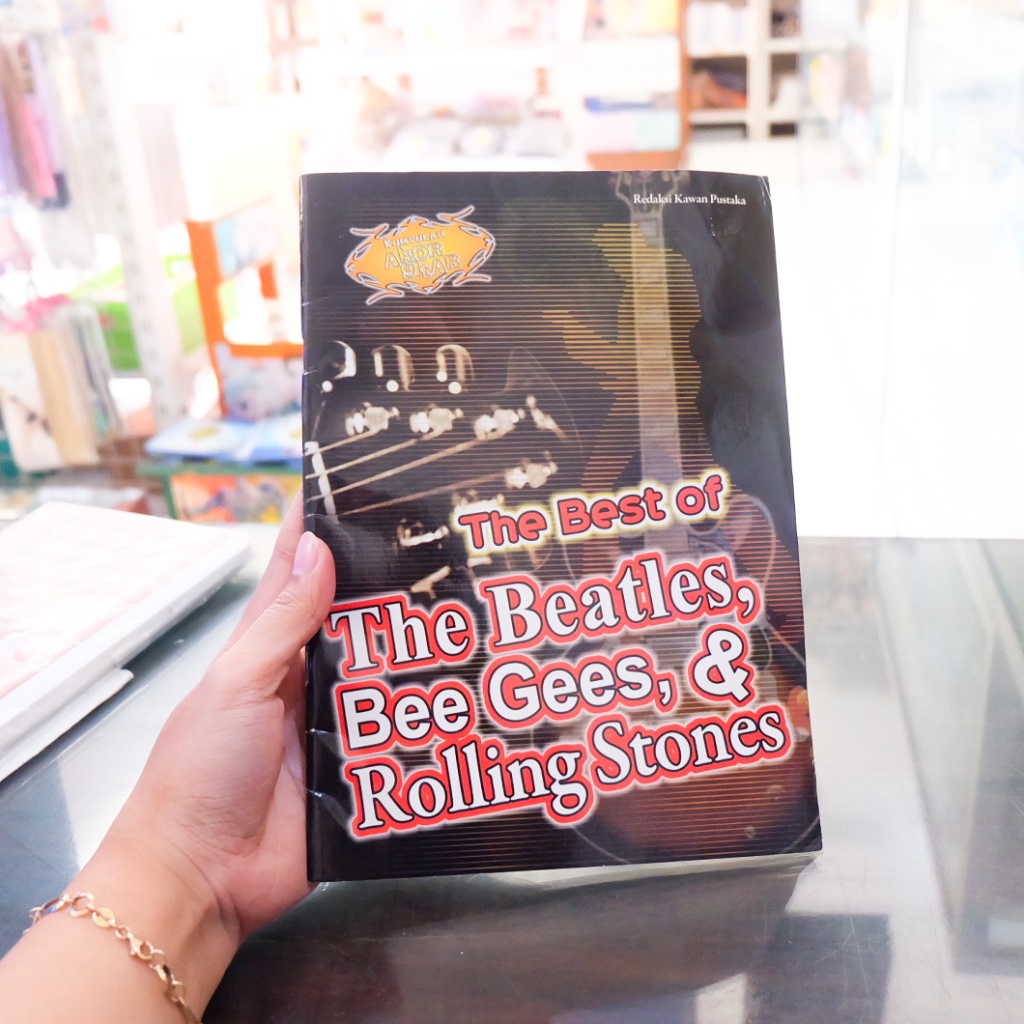 Buku The Best of The Beatles, Bee Gees, dan Rolling Stones