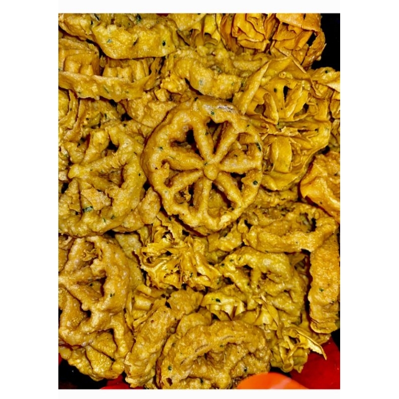 

Kue kembang goyang khas padang/nagih gurih krenyes