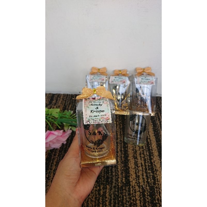 gelas kecil souvenir